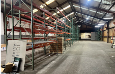 22.272 SF WAREHOUSE WITH STABILIZED YARD