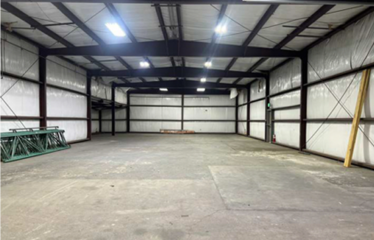 22.272 SF WAREHOUSE WITH STABILIZED YARD