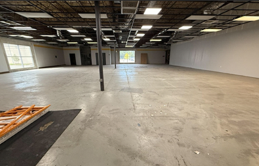 1005 ENNIS STREET  +/- 4, 700 SF    EaDo RETAIL    white box